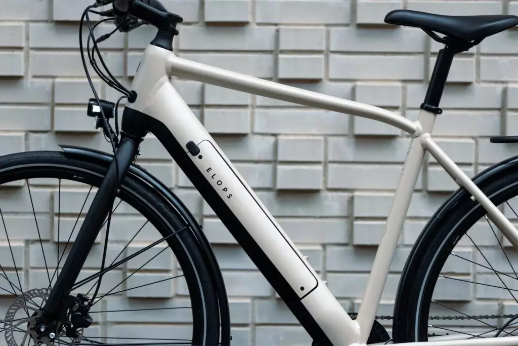 Btwin LD 500 E – Le vélo électrique urbain stylé à petit prix