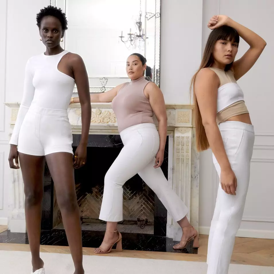 Skims vs Spanx Avis - doit lire ceci avant d'acheter